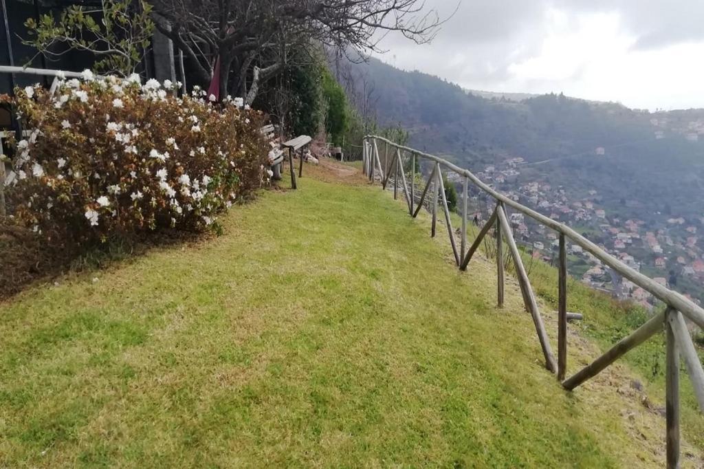 Ocean View Cottage Arco da Calheta  Exterior photo